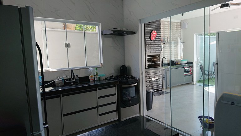 Casa Piscina Churrasqueira Wifi Ar condicionado Caragua