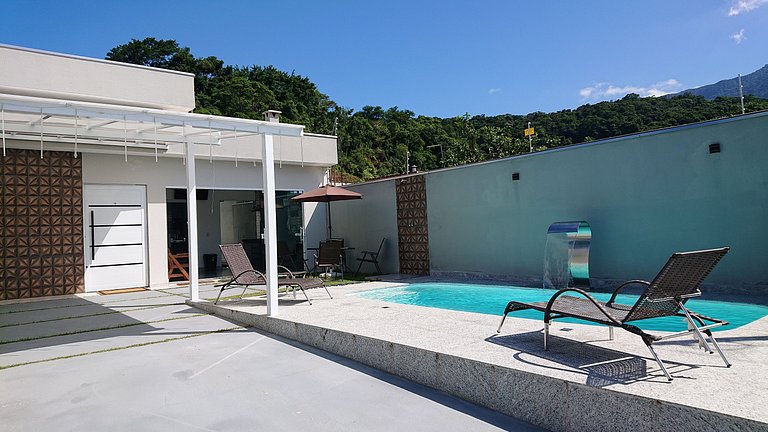 Casa Piscina Churrasqueira Wifi Ar condicionado Caragua